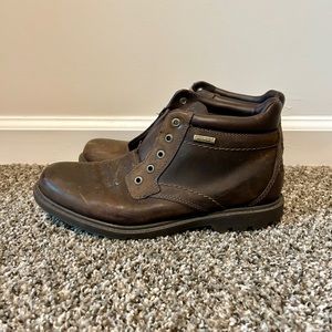 Men’s Waterproof RockPort Boots - 7